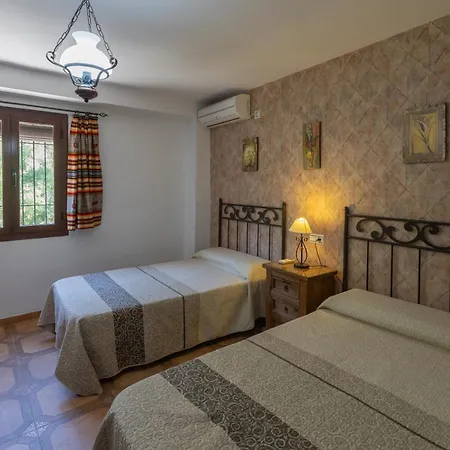 Cortijo El Chaparro Country house *